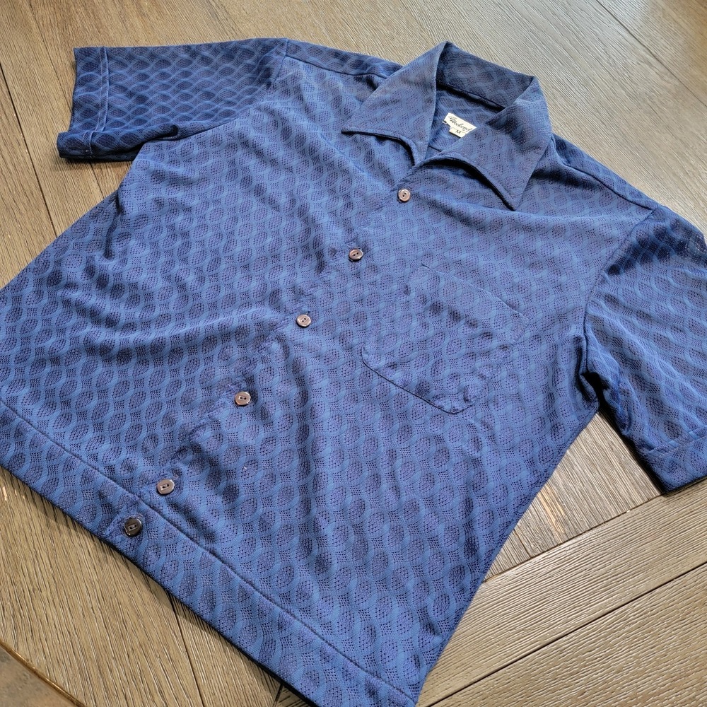 VTG Mint 70s  Shirt Size Medium See Through Button-up Blue Top Textured Mint A15 - Picture 4 of 10